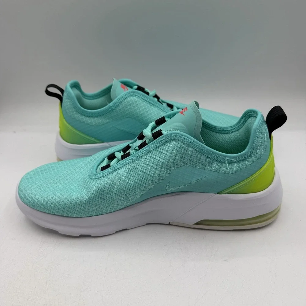 Nike Air Max Motion 2 Running Shoes Womens Sz 9 Aurora Green Sneakers CW5602-300